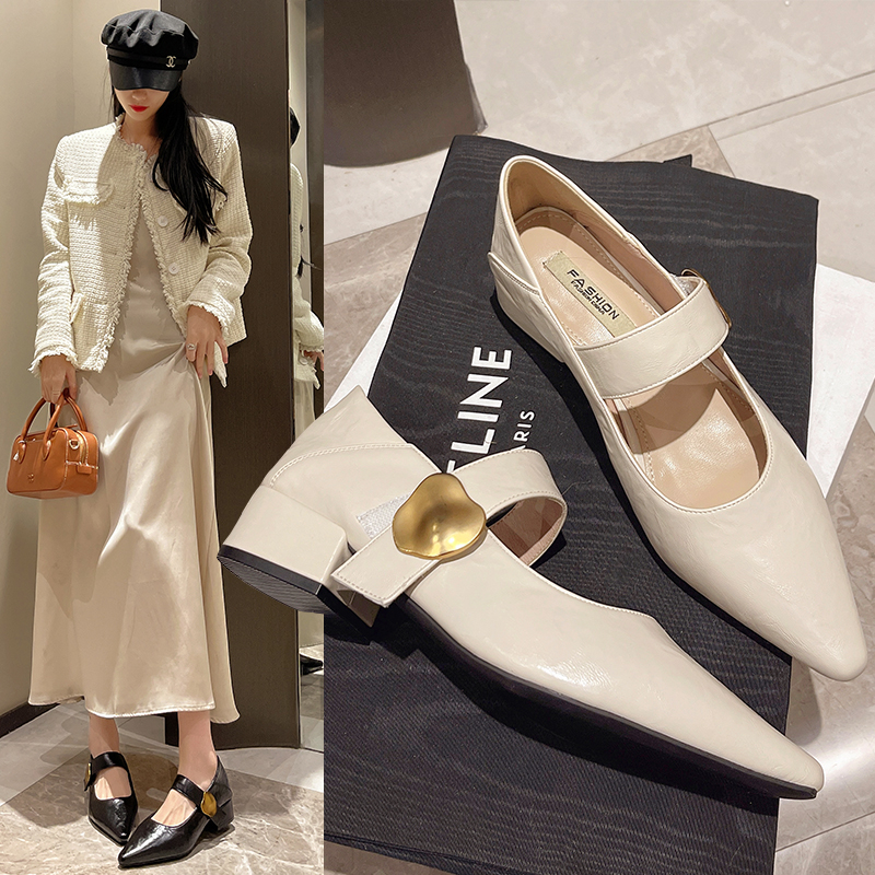 洋气单鞋女款2025新款爆款夏尖头气质中跟3厘米粗跟百搭玛丽珍鞋