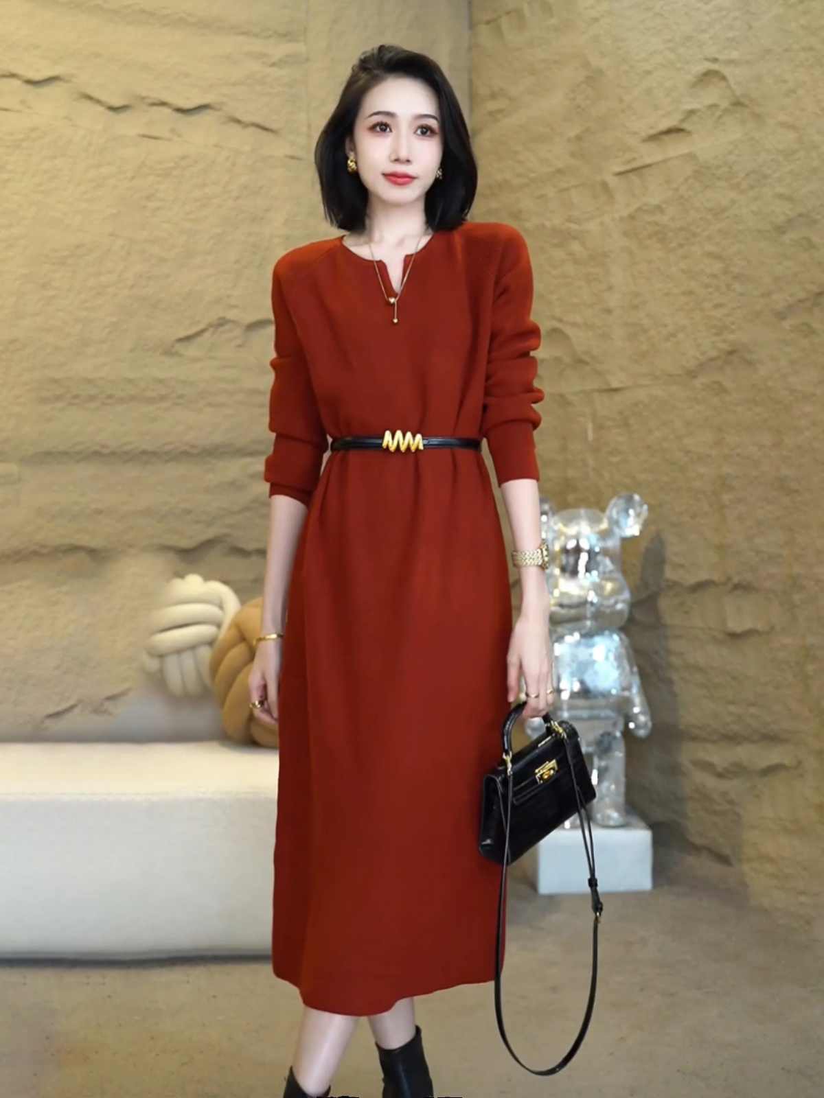 轻奢高级感精致毛衣裙子名媛风秋冬新款气质针织长袖宽松连衣裙女