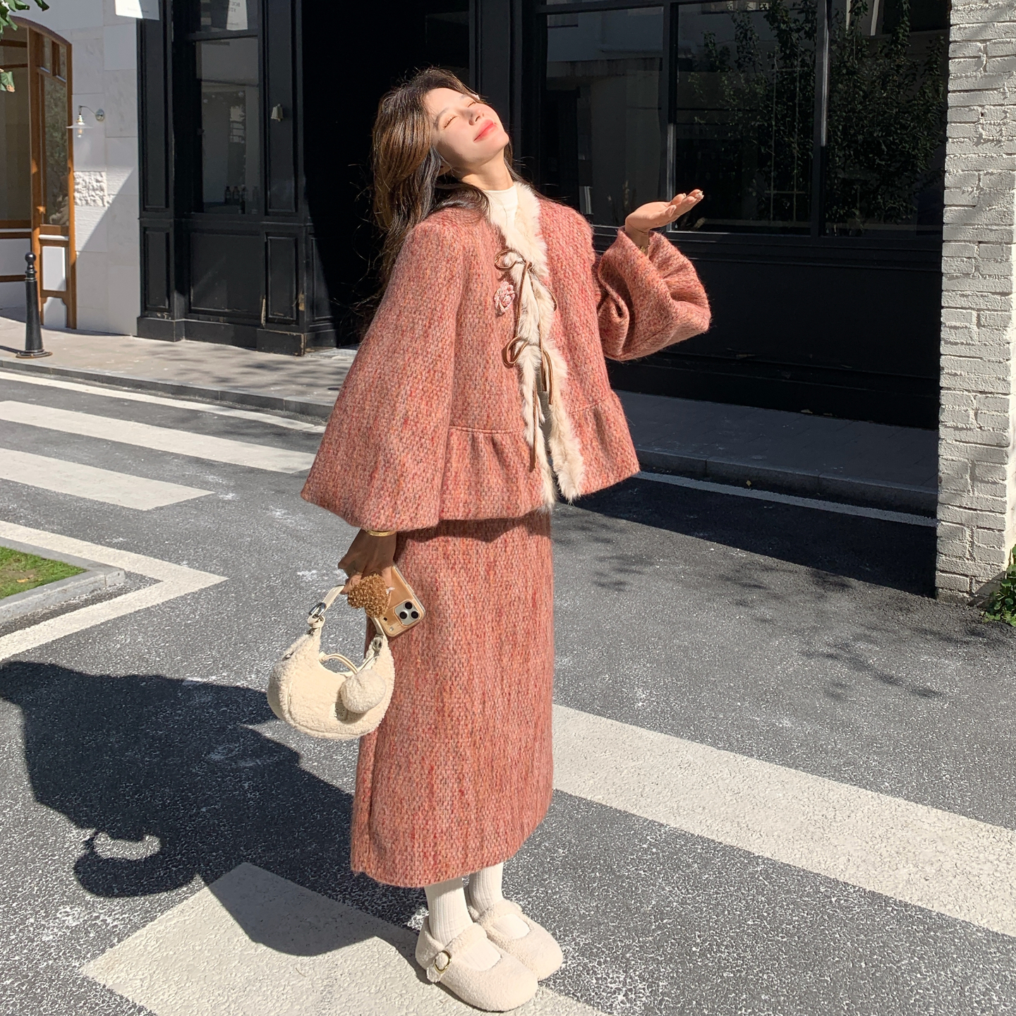 千金风毛毛拼接套装裙女2025年冬季新款羽绒内胆上衣半身裙两件套