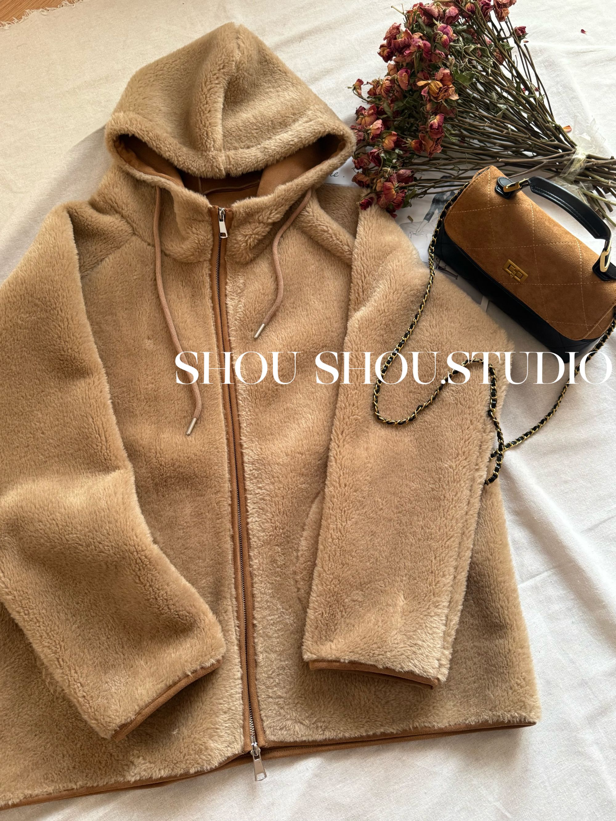 【瘦瘦】起司布偶-大码连帽抽绳插肩袖保暖拉链皮毛一体外套S02276