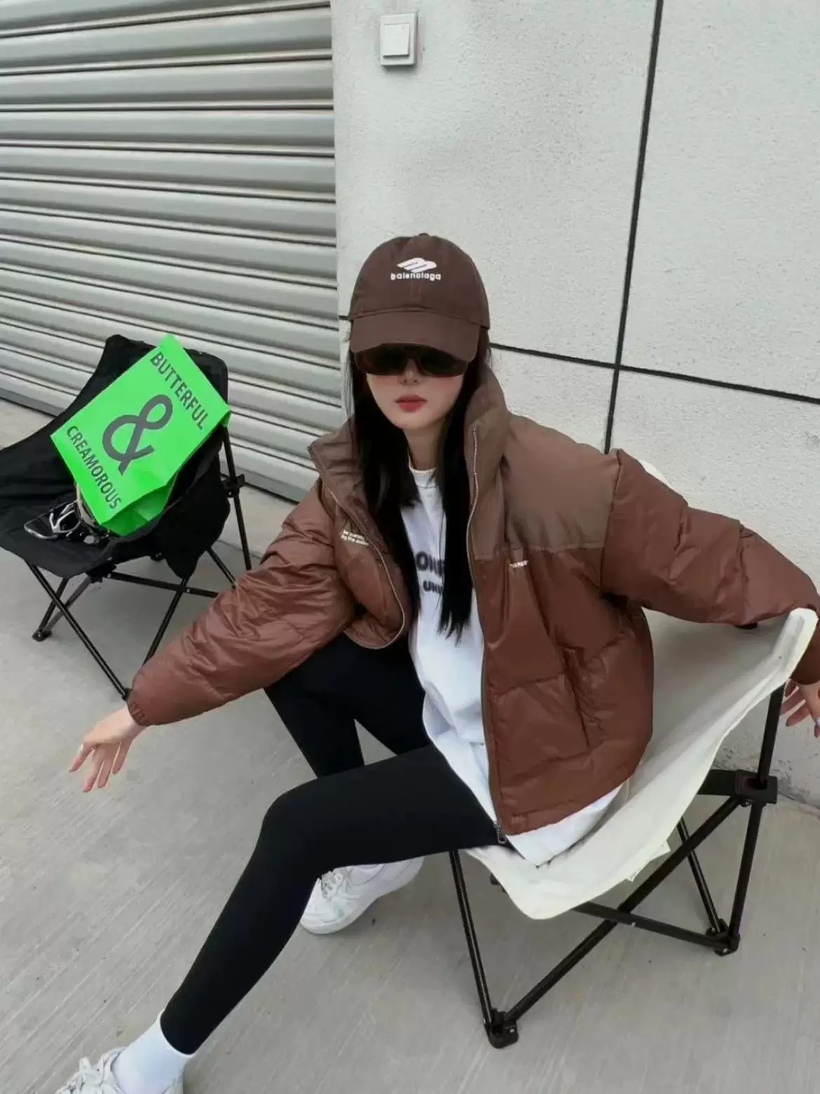 羽绒服女短款立领字母拼接2025冬新款韩版小个子时尚外套