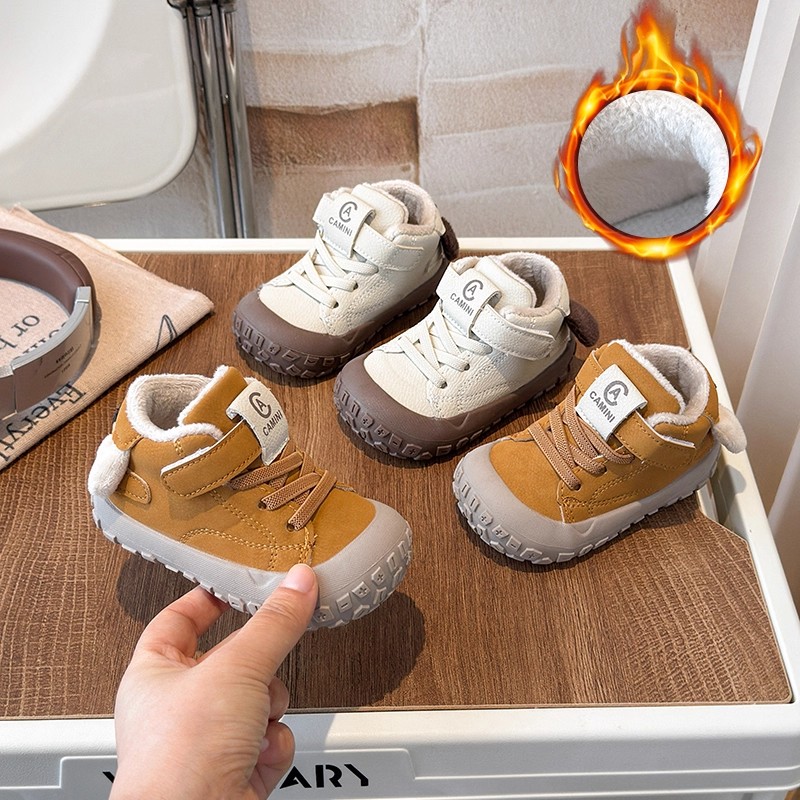 宝宝学步鞋加绒棉鞋2025冬季新款女宝鞋子软底男童婴幼儿运动鞋