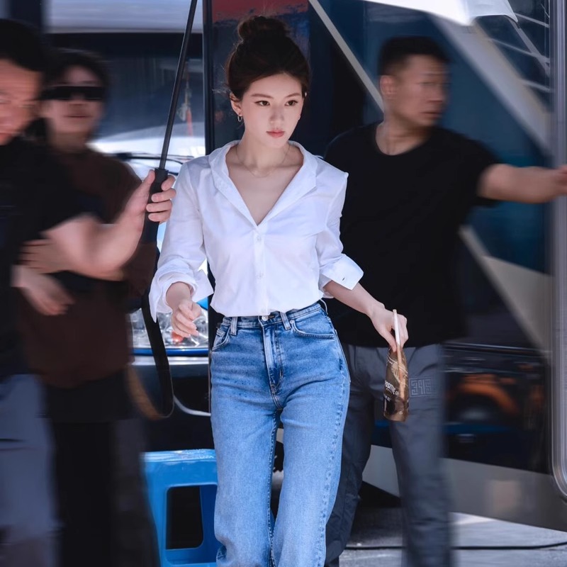 赵露思同款白色衬衫领V领成人秋季简约长袖衬衫修身小众短款上衣