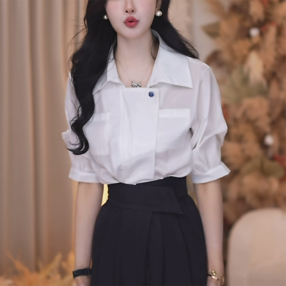 白色翻领衬衫女士2025夏季宽松型时尚减龄洋气职业高级感短袖上衣