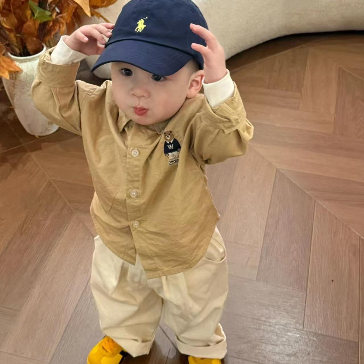 儿童衬衫2025春夏秋男女童卡通小熊刺绣衬衣宝宝洋气潮牌翻领上衣