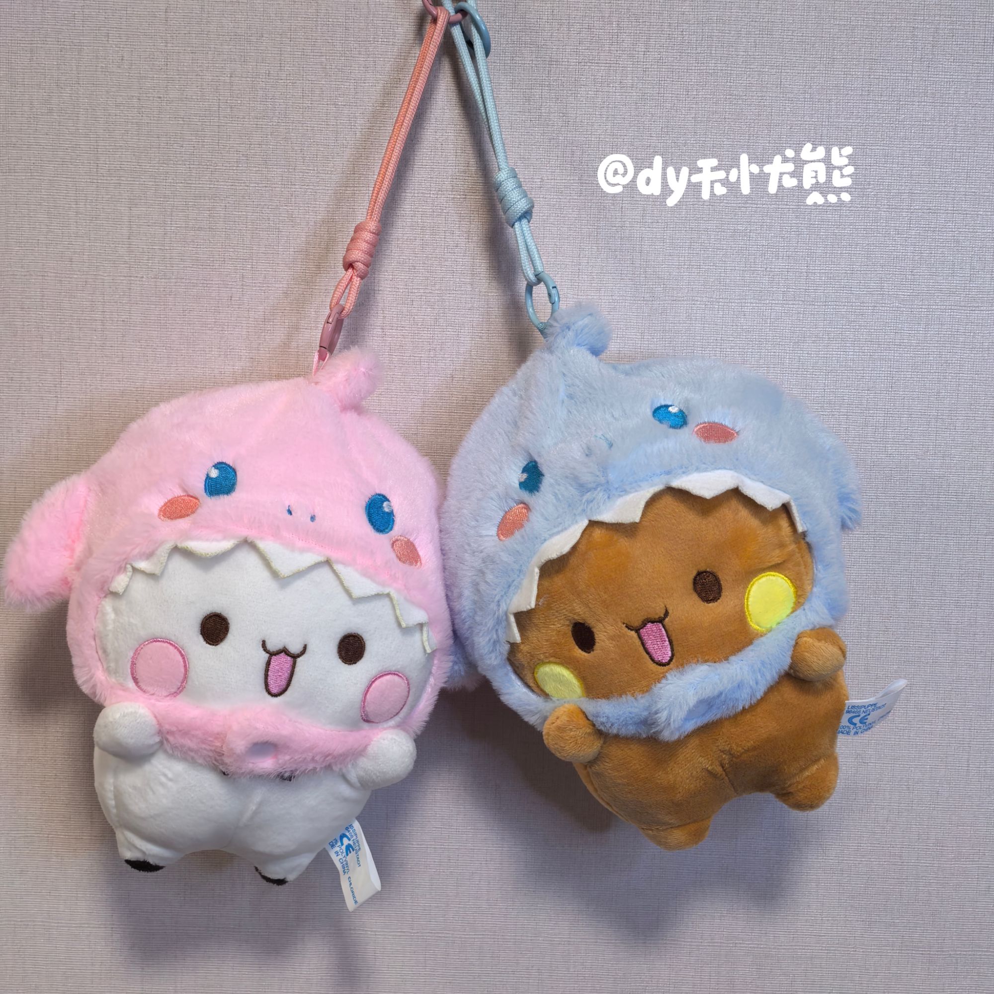 一二布布熊公仔20厘米卡皮巴拉帽子毛绒玩具小猪玩偶娃娃礼物女