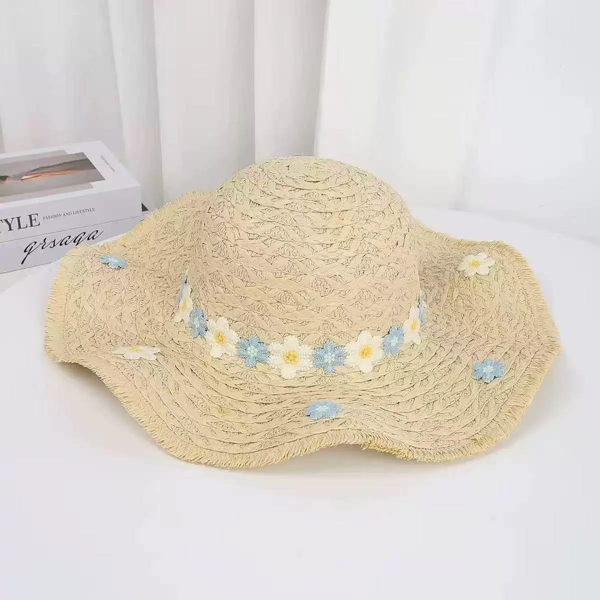 花环拉菲草帽手工编织菊花帽子女夏季出游度假百搭大檐防晒沙滩