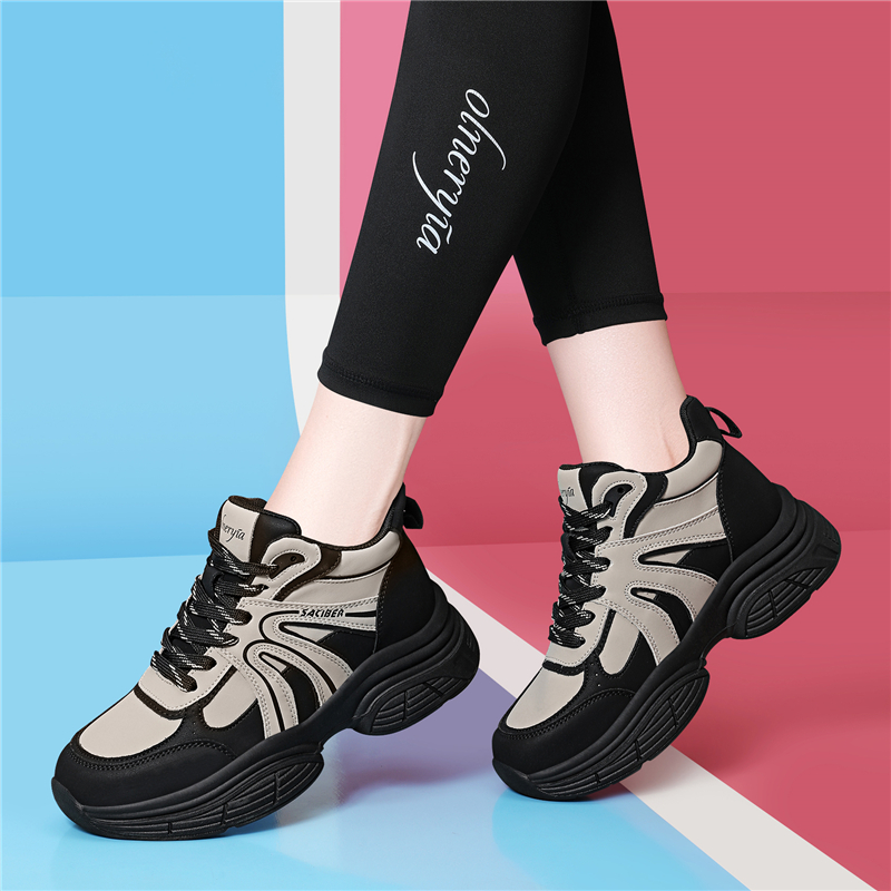 爆款老爹鞋女旅游鞋2025新款秋冬轻便百搭厚底显脚小休闲运动鞋子