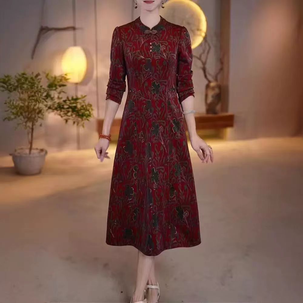 妈妈装新款酒红色国风改良版旗袍裙2025春款洋气显瘦大码连衣裙