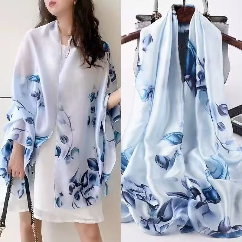 春夏韩版玉兰花素雅仿轻薄夏季围巾装饰披肩优雅大气沙滩巾