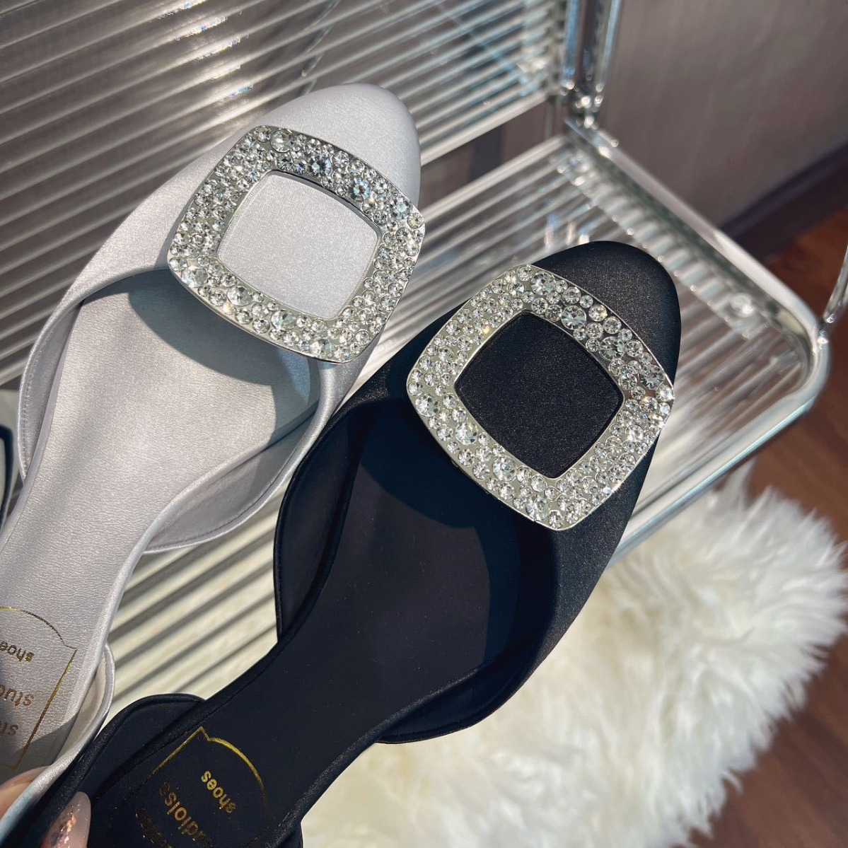 KROCHE&CHEN琮媛同款古早风法式方钻扣百搭中空圆头平底浅口真丝