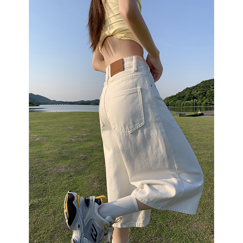 米白色阔腿牛仔短裤女七分裤夏季2025新款小个子高腰显瘦直筒裤子
