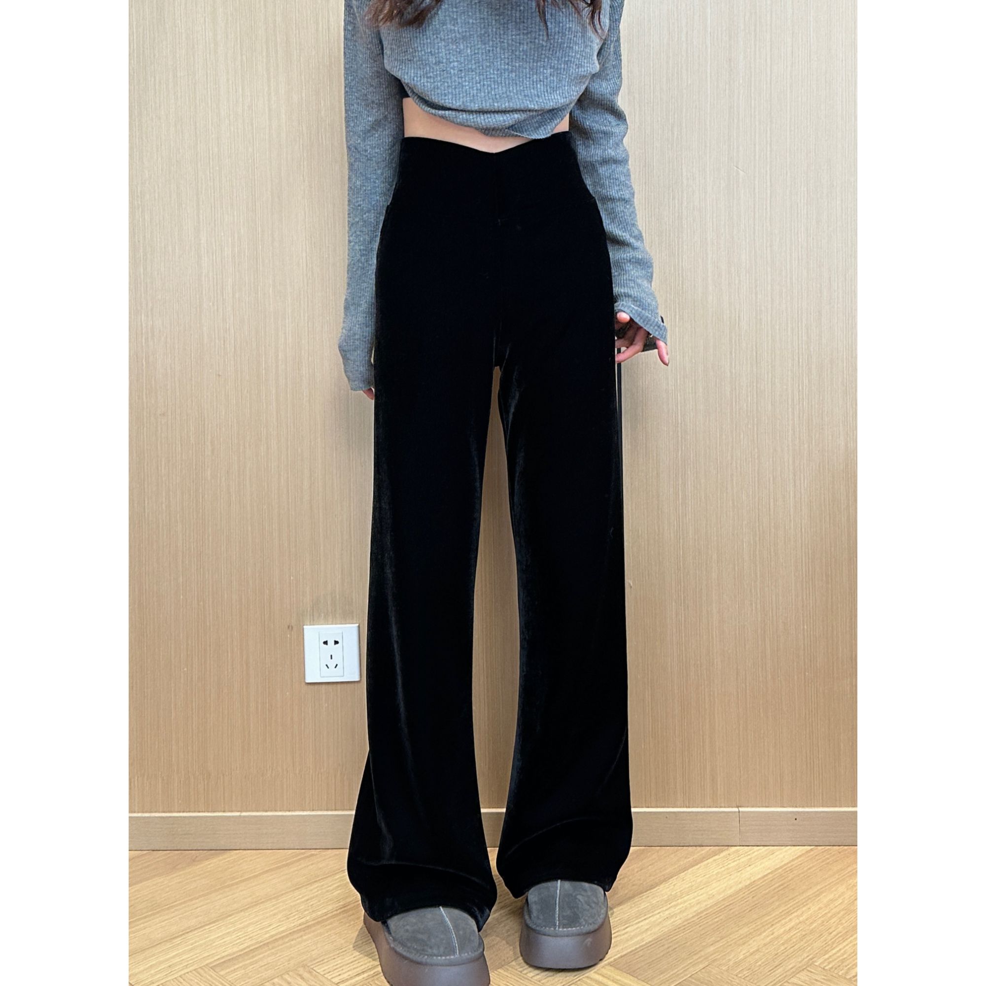 小静静一会【小暖炉休闲裤】2025冬季新款加厚丝绒微喇裤2510C7373