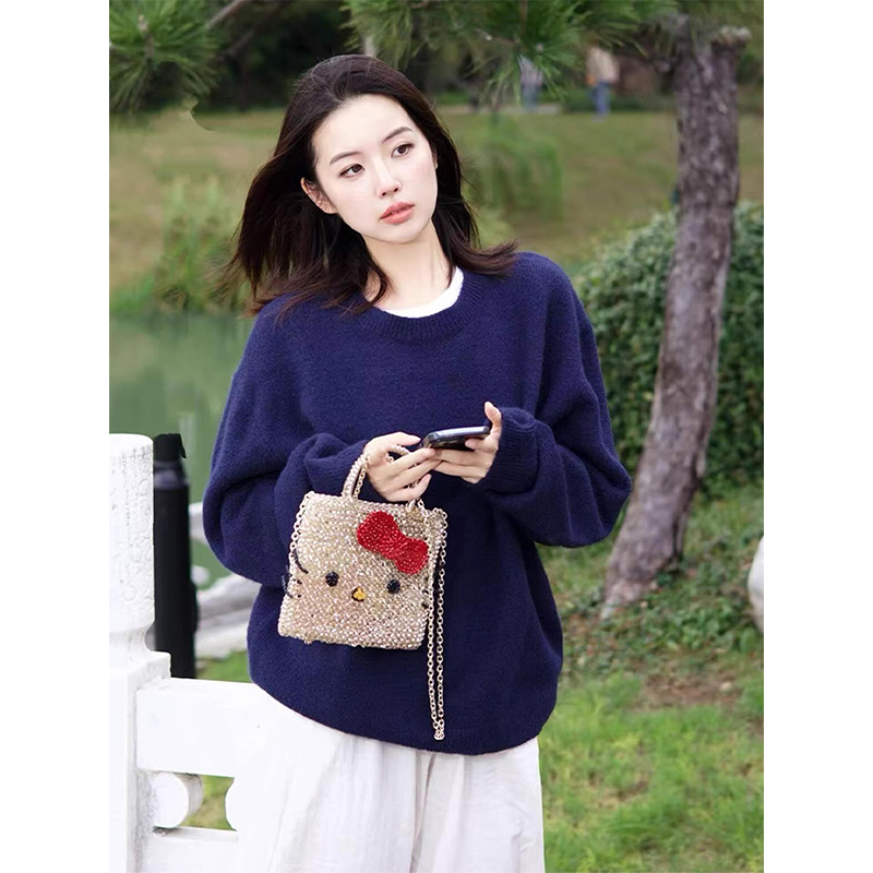 早秋氛围感穿搭针织上衣韩系宽松慵懒松弛感休闲蓝色圆领套头毛衣