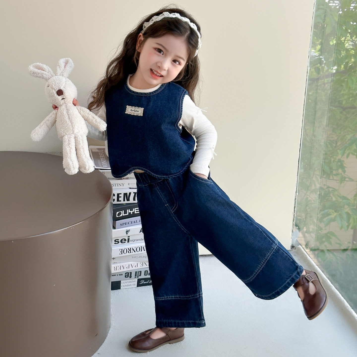 女童春秋装牛仔套装2025新款女宝洋气背心打底衫阔腿裤网红三件套