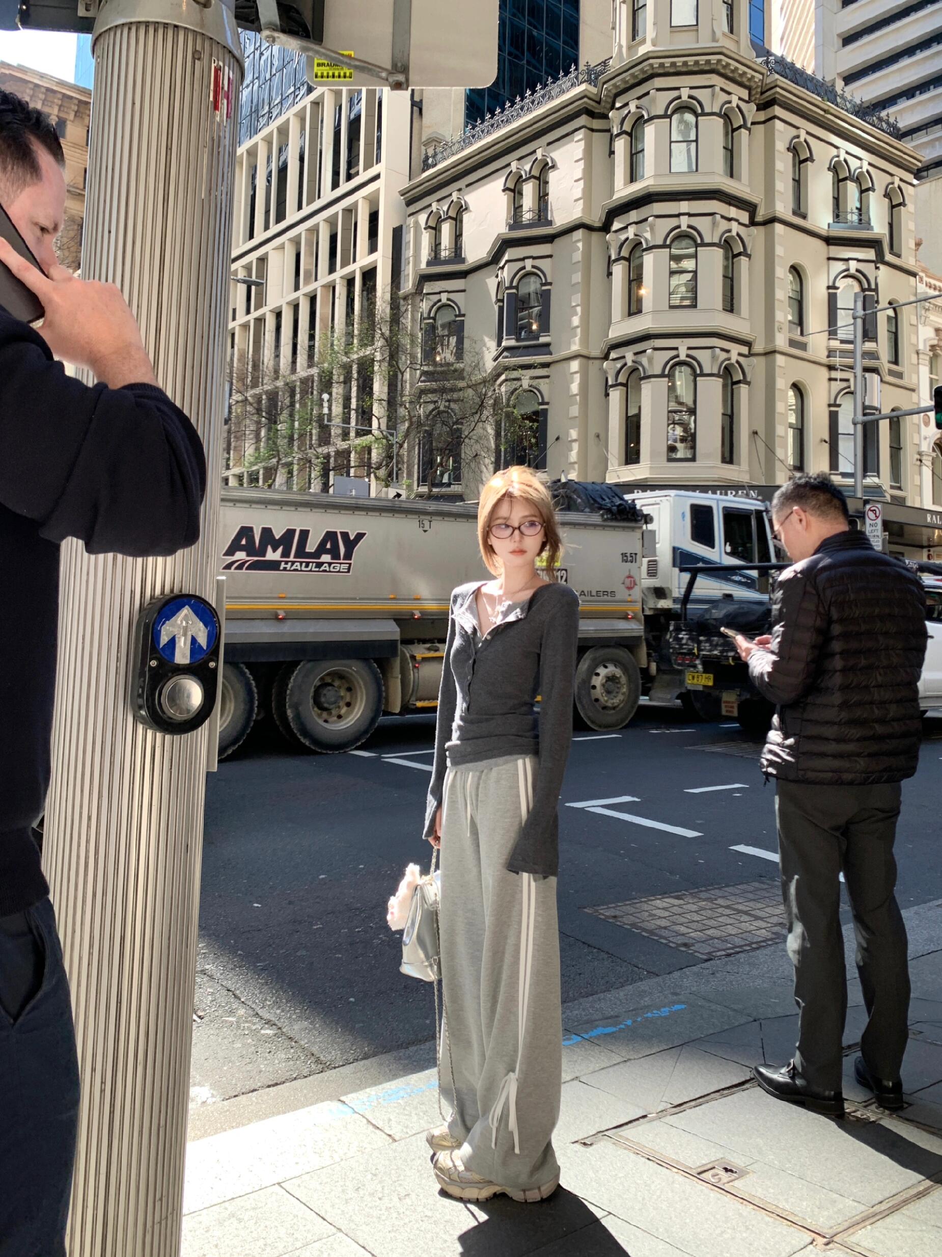 【美式街头】纽扣排扣半开领长袖设计感假两件修身上衣休闲裤套装