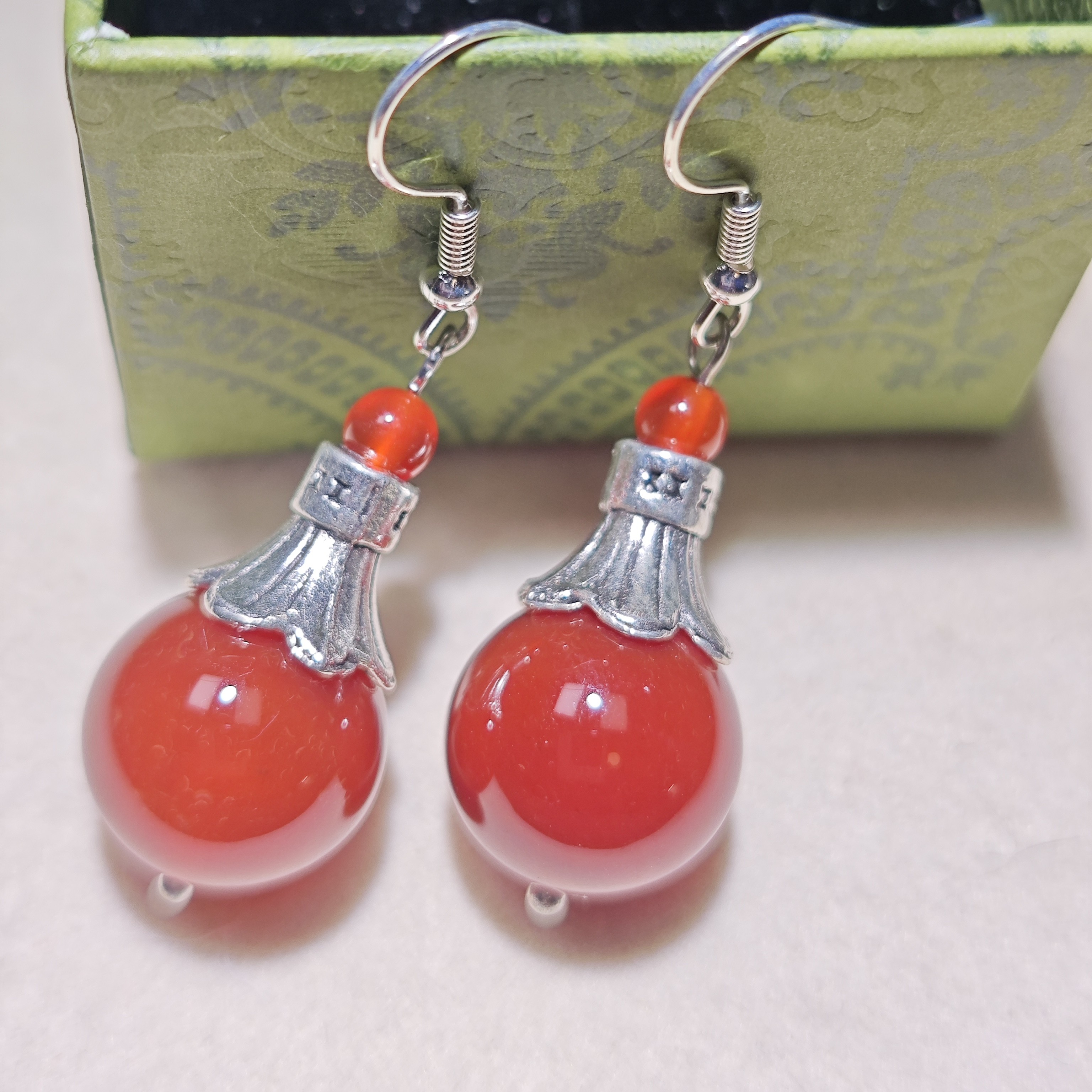 天然南红玛瑙小灯泡耳坠民族风时尚女气质古风红色耳饰短款