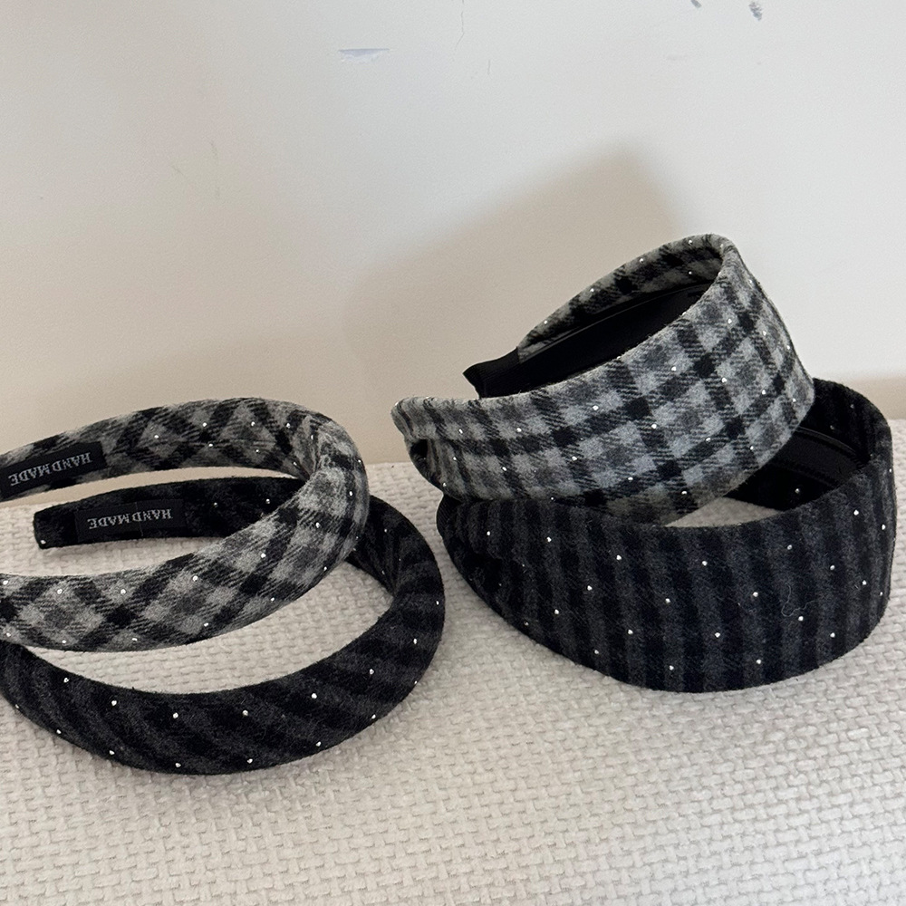 韩系复古小香风烫钻绒布格纹发箍女2025秋新款高级感精致头箍发饰