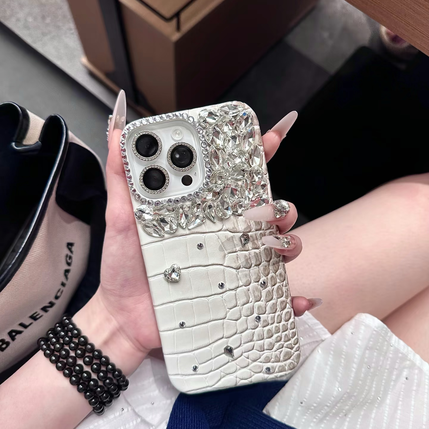 喜马拉雅鳄鱼纹闪钻适用于苹果iPhone16promax手机壳15高级感14