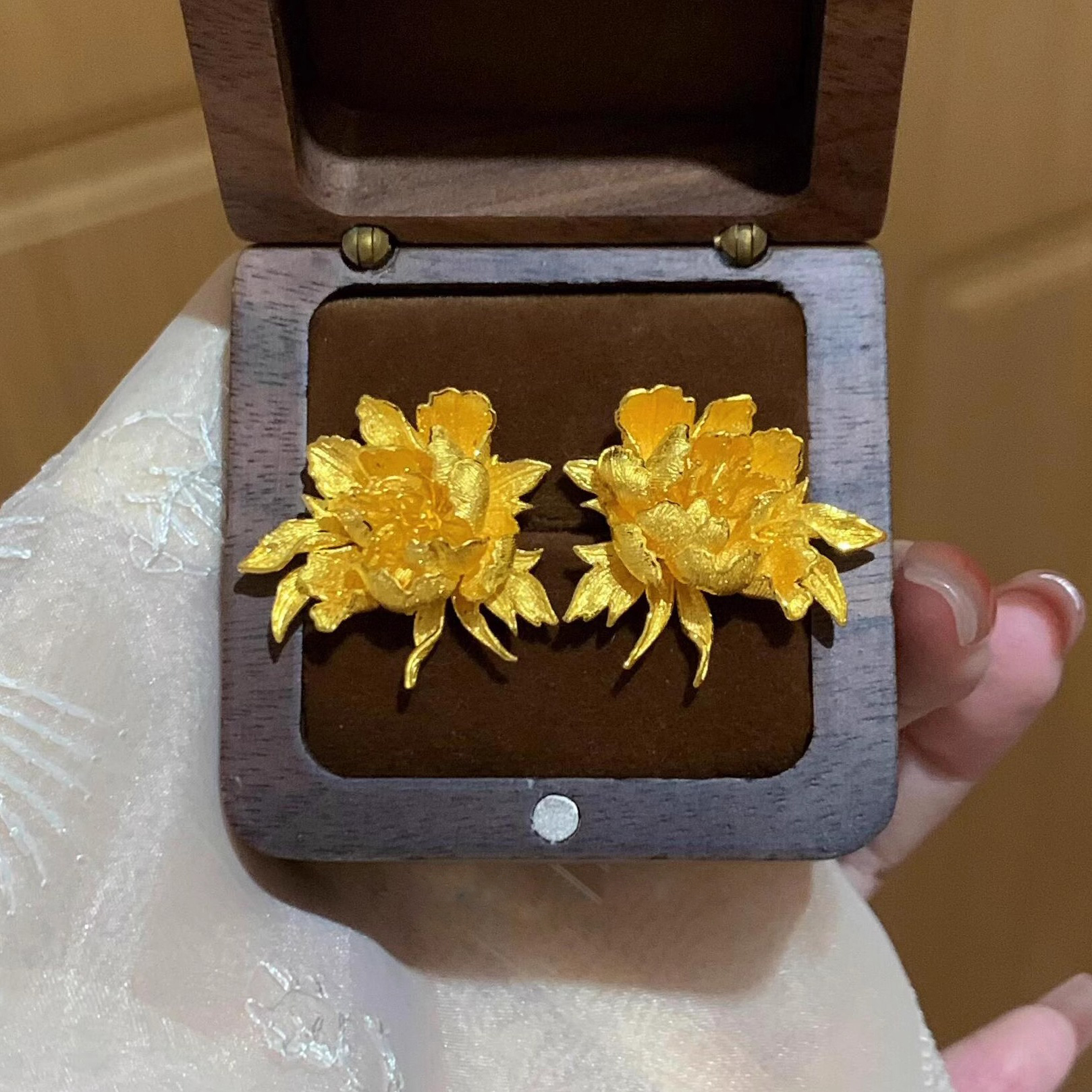 铜合金耳饰 金色牡丹花耳钉国风耳坠古法新中式耳环轻奢小众高级