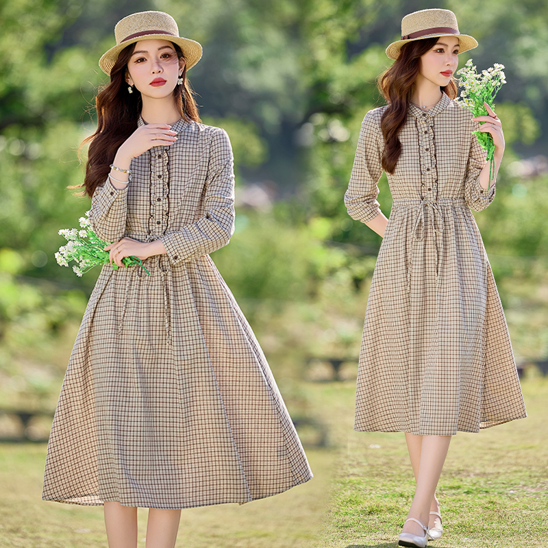 长袖格纹立领民族风显瘦2025连衣裙韩版秋季文艺复兴风时尚气质女