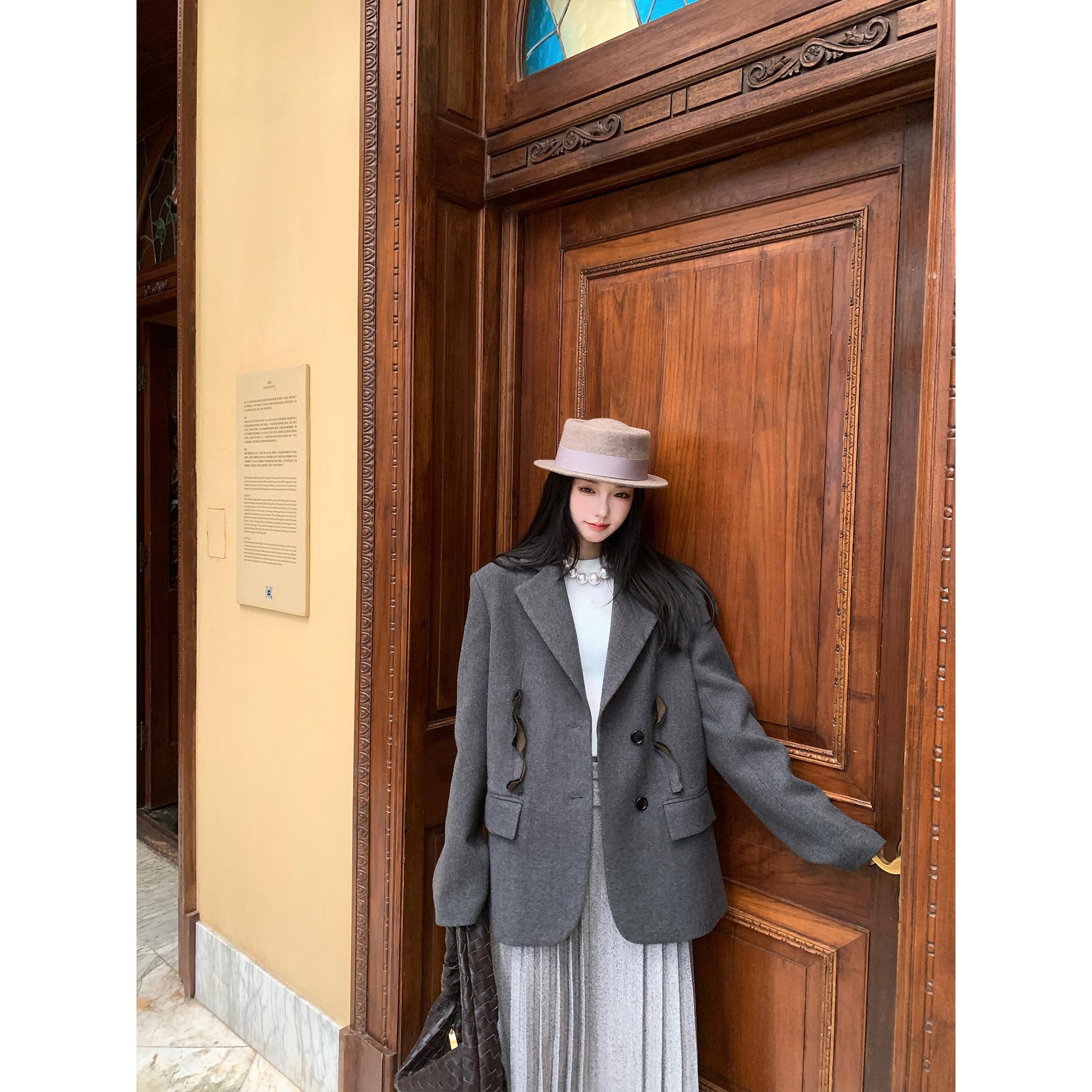 区区欧阳【小众挂！高智欧尼】毛边撞色宽松厚呢料西装拼接外套冬