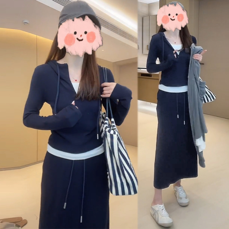 早秋新款休闲风时尚连帽卫衣半身裙套装女2025新款通勤风两件套潮