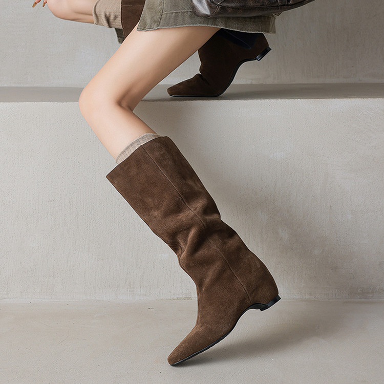 软牛皮~5cm秋冬新款内增高长靴女大筒围坡跟骑士靴高筒褶皱堆堆靴