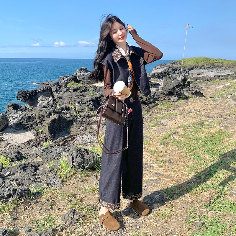 港味复古气质牛仔套装女2025秋季新款高级感马甲T恤阔腿裤三件套