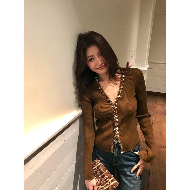 【ALONE SAVOR】龍喜儿苔花藤 秋冬款针织衫V领亮片上衣J439