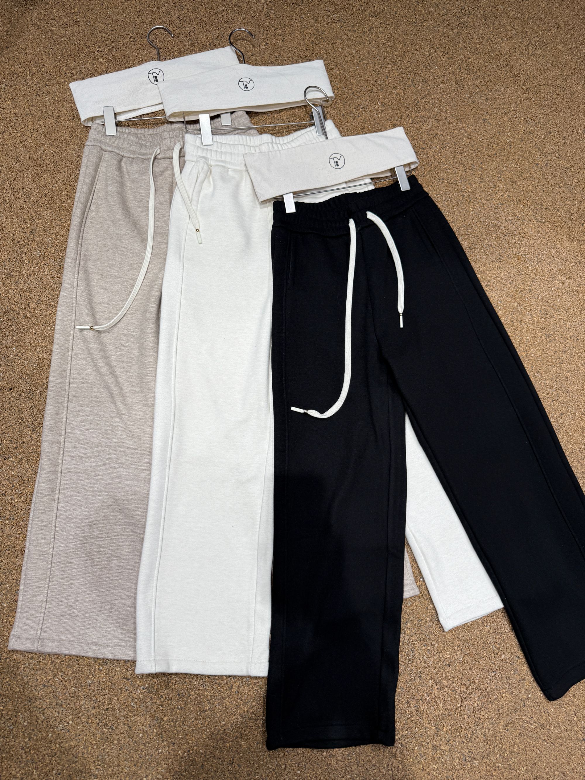 【5813】休闲裤时尚厚款秋冬加绒加厚韩版保暖直筒裤宽松长裤