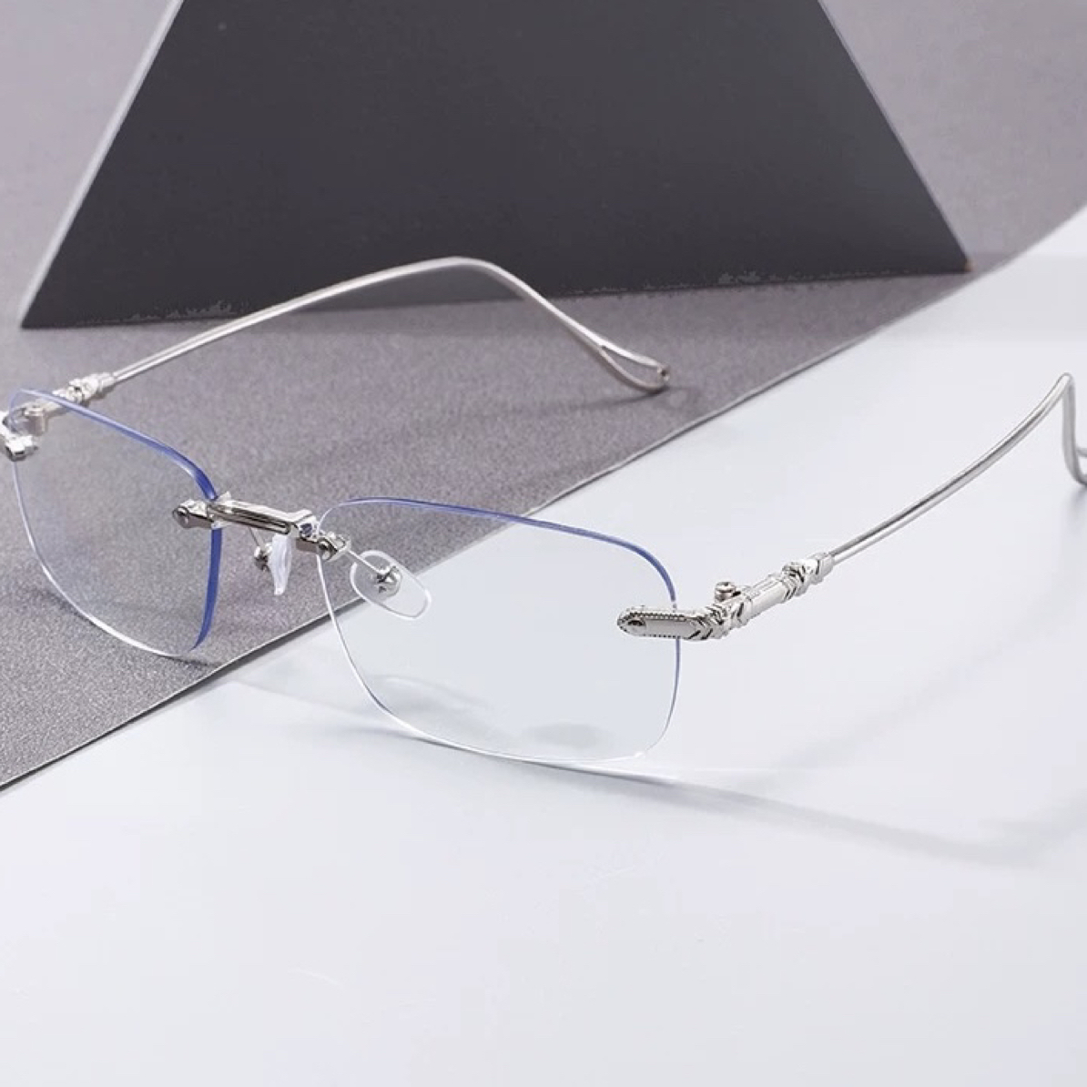 老花眼镜中老年人高清老花镜男高清防蓝光老年人女多功能自动变焦