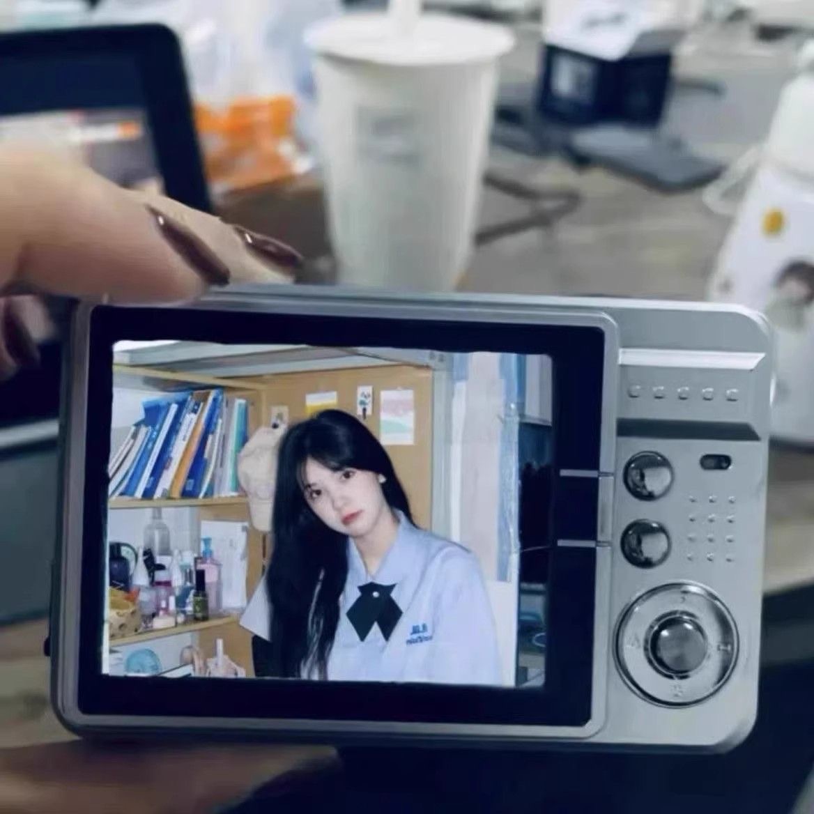 网红明星同款CCD自拍相机入门级数码相机4K超清拍照录像记录生活