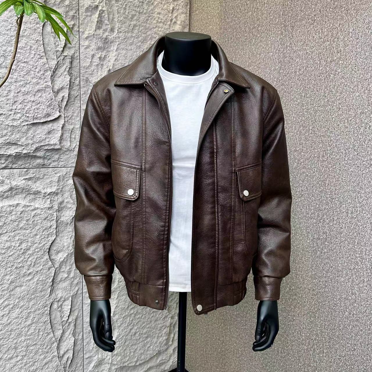 2025新款防风秋冬季立领免烫修身型皮衣休闲短款潮流加绒夹克外套