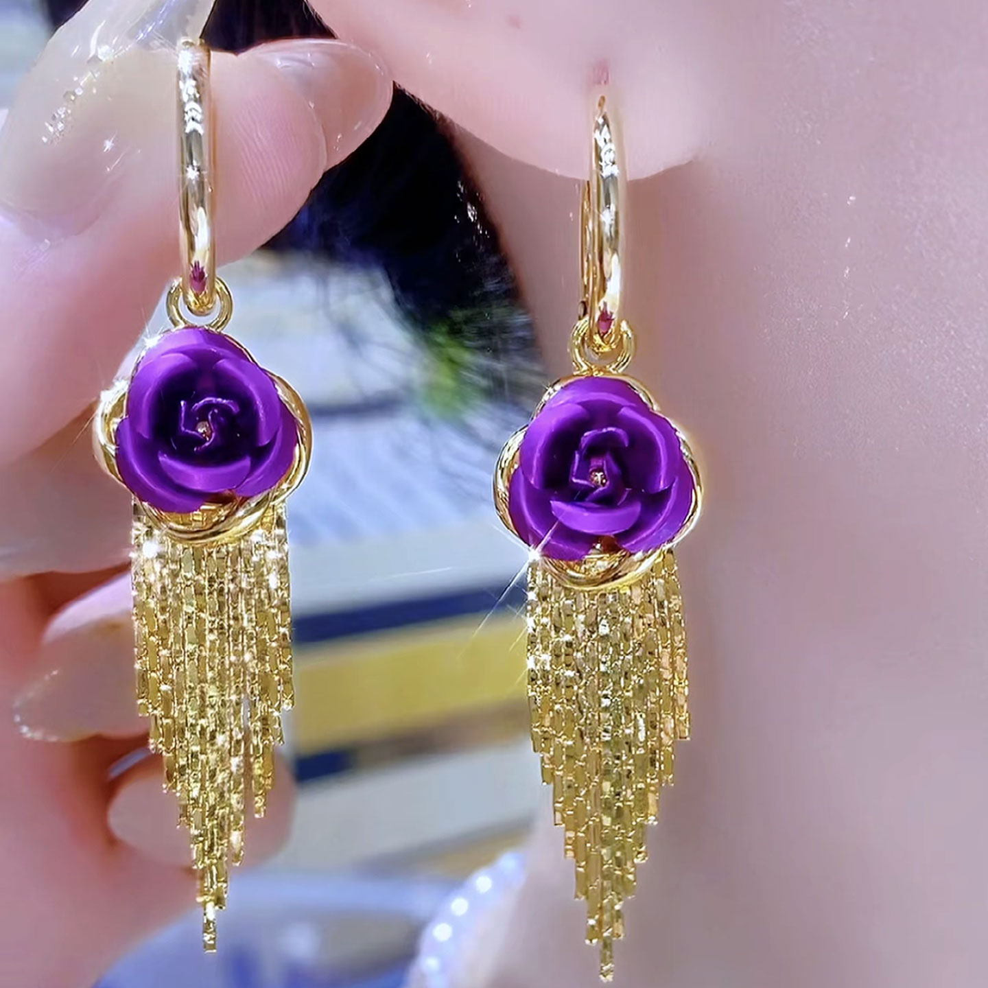 铜合金耳饰 2025年新款紫色花瓣流苏耳环长款显脸瘦气质耳坠小众