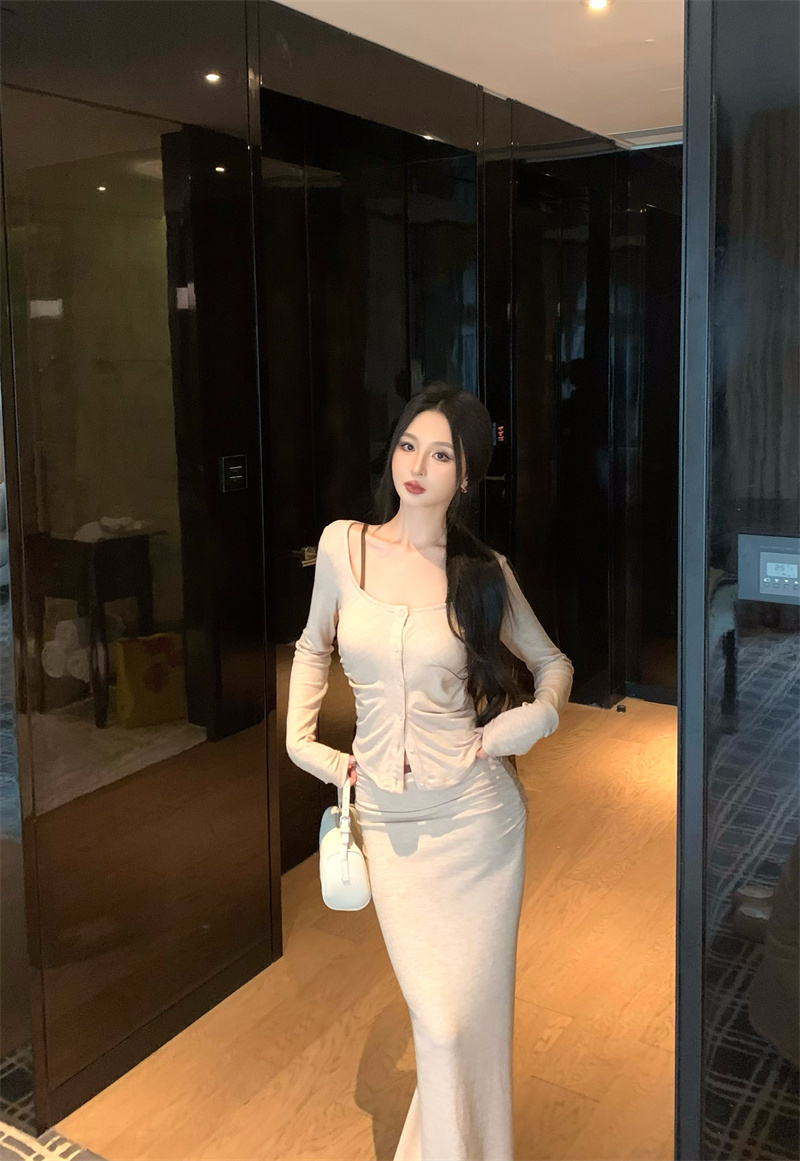 复古气质设计感假两件上衣显瘦修身半身裙套装#A816