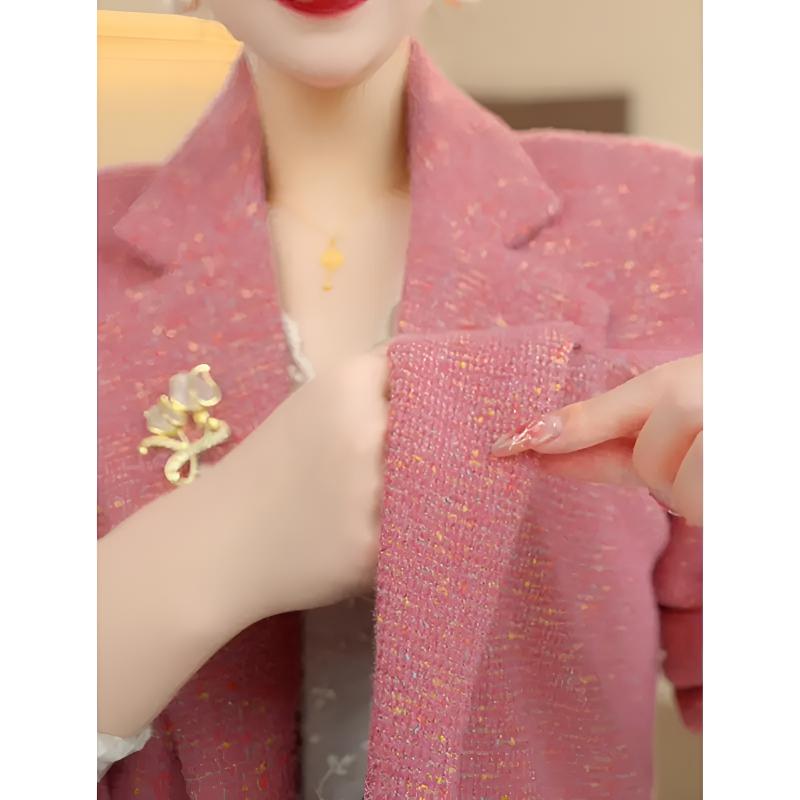 2025秋季新款高级感轻奢时尚气质百搭洋气减龄西装领外套