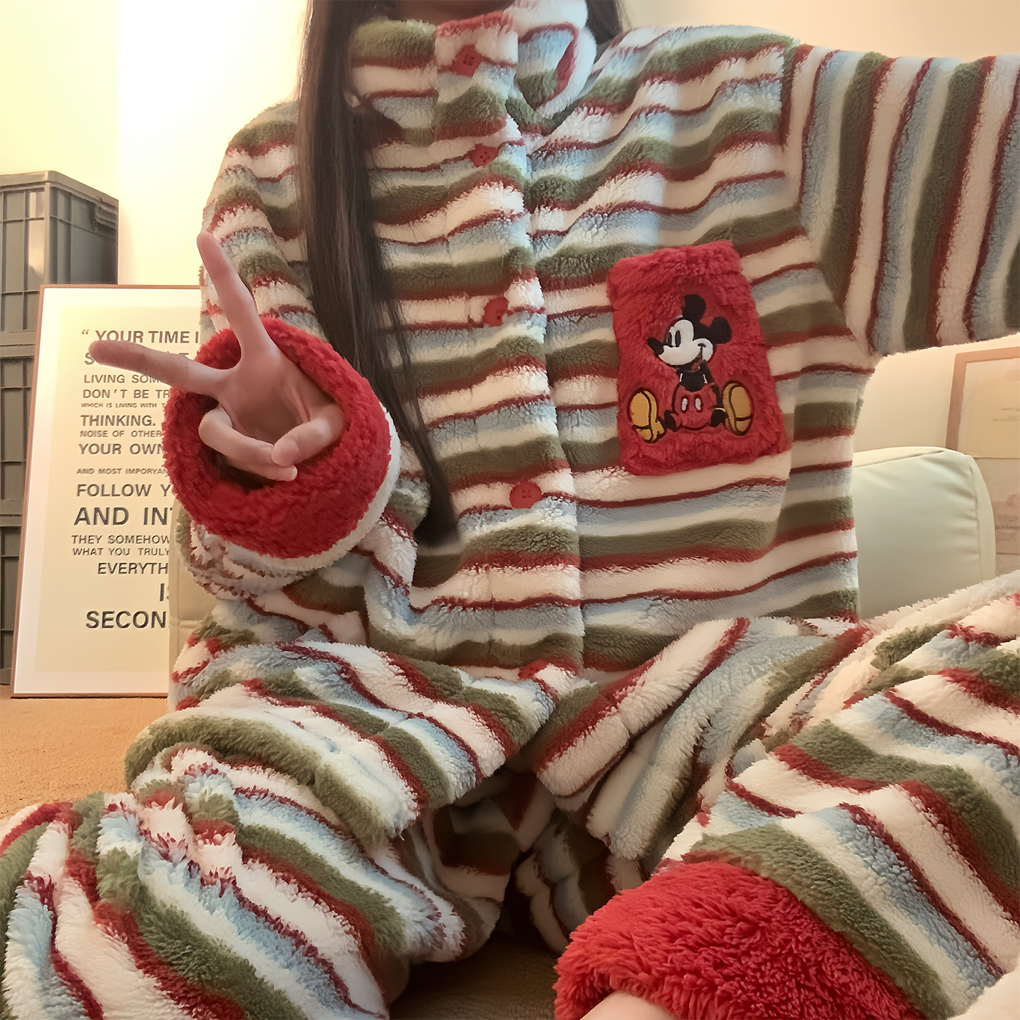 日系条纹可爱条纹睡衣女生新款冬季加绒加厚高领长毛绒保暖家居服