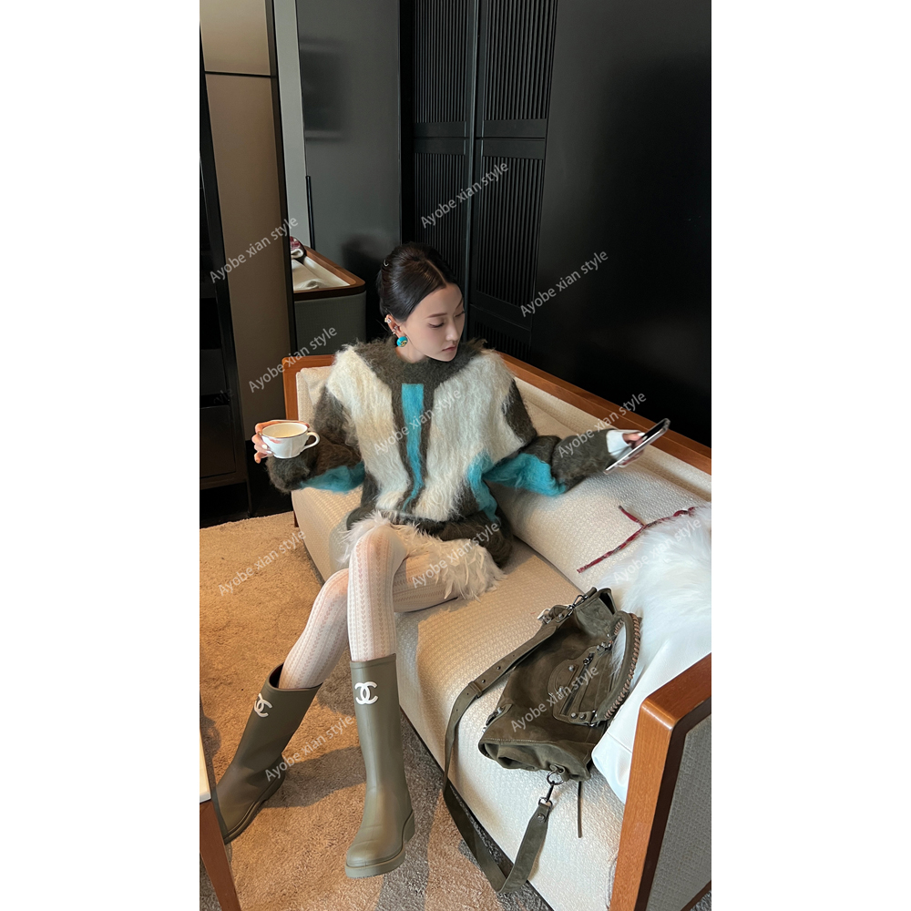 【AYOBE】小贤   日系艺术特调抽象配色仿貂毛套头上衣