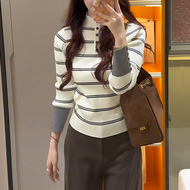 秋冬新款时尚精致修身条纹半高领针织衫洋气长袖毛衣优雅气质上衣