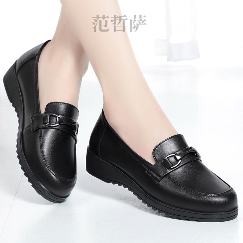 春秋单鞋女新款真皮平底软底妈妈鞋一脚蹬乐福鞋女士皮鞋大码防滑