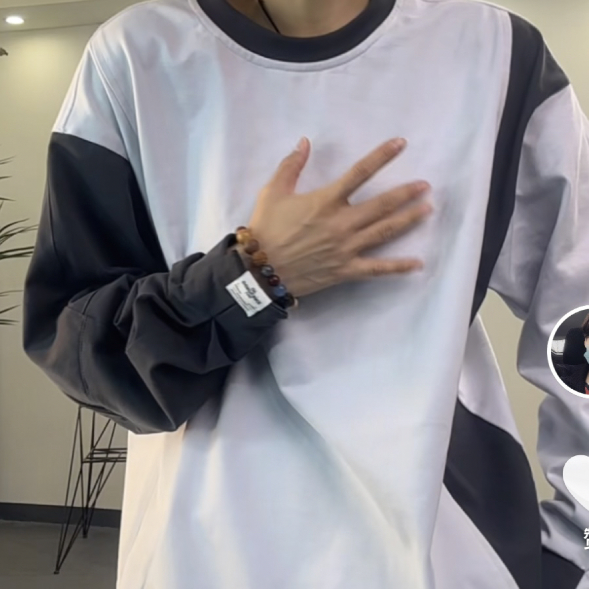 男装拼色打底卫衣圆领男士秋季宽松休闲时尚卫衣