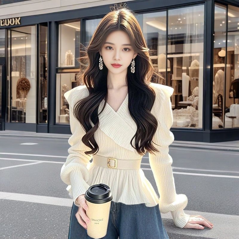 法式轻熟风气质针织毛衣女早春新款设计感收腰内搭针织衫保暖上衣