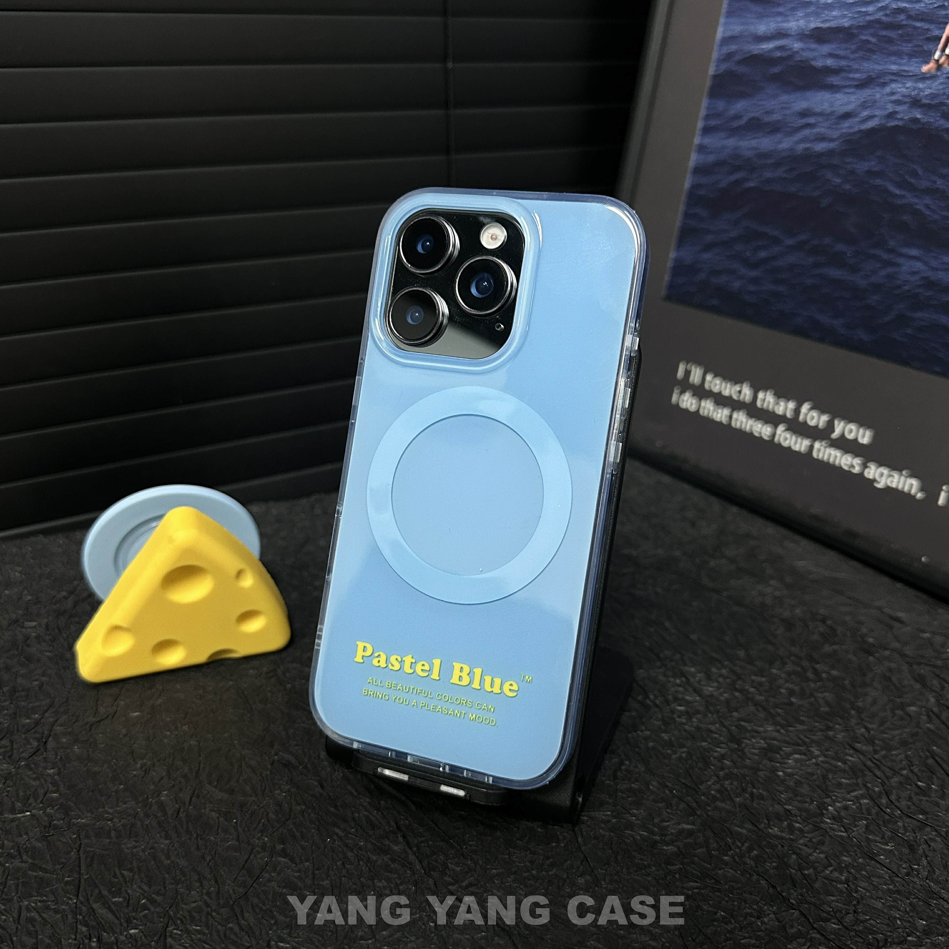 简约ins风淡蓝色磁吸适用苹果17iphone16151413promax新款手机壳