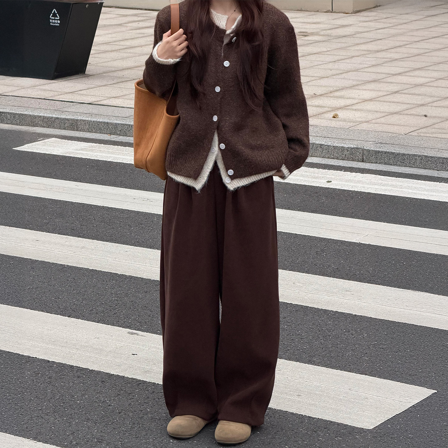 咖色复古灯芯绒直筒休闲裤女秋冬新款大码胖mm宽松显瘦慵懒阔腿裤