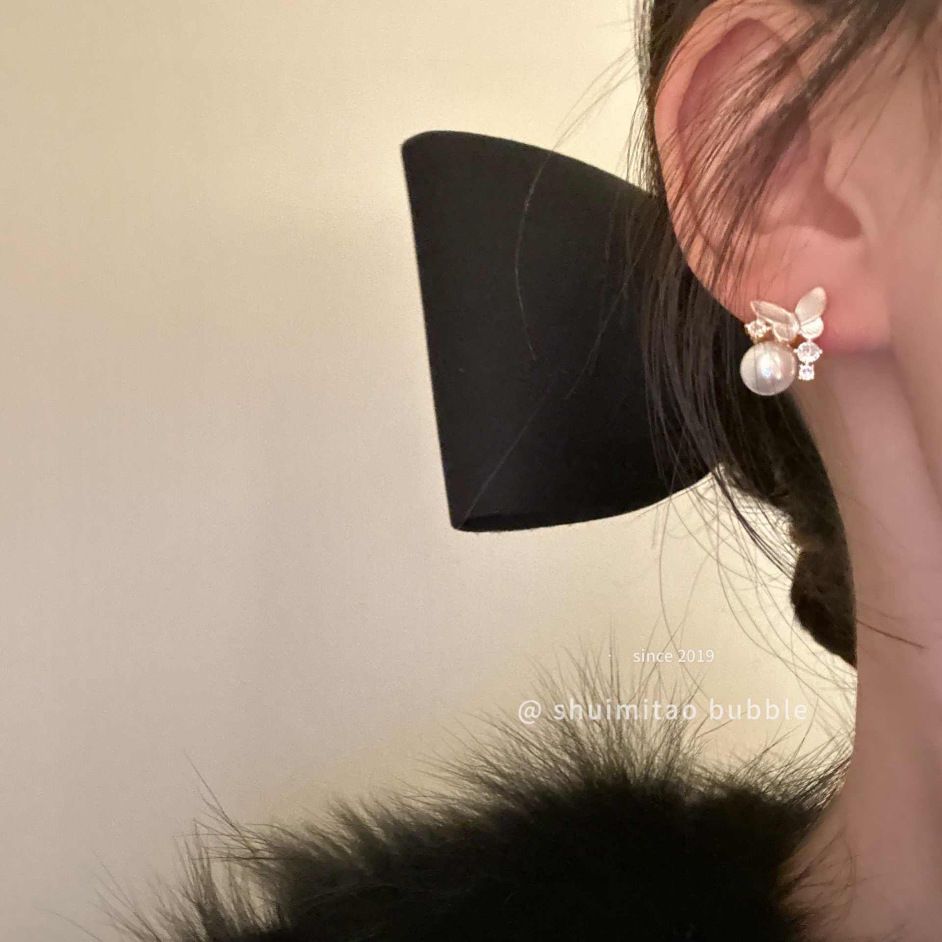 铜合金仿珍珠耳饰 甜美蝴蝶珠珠耳钉新款百搭气质高级感小众耳饰