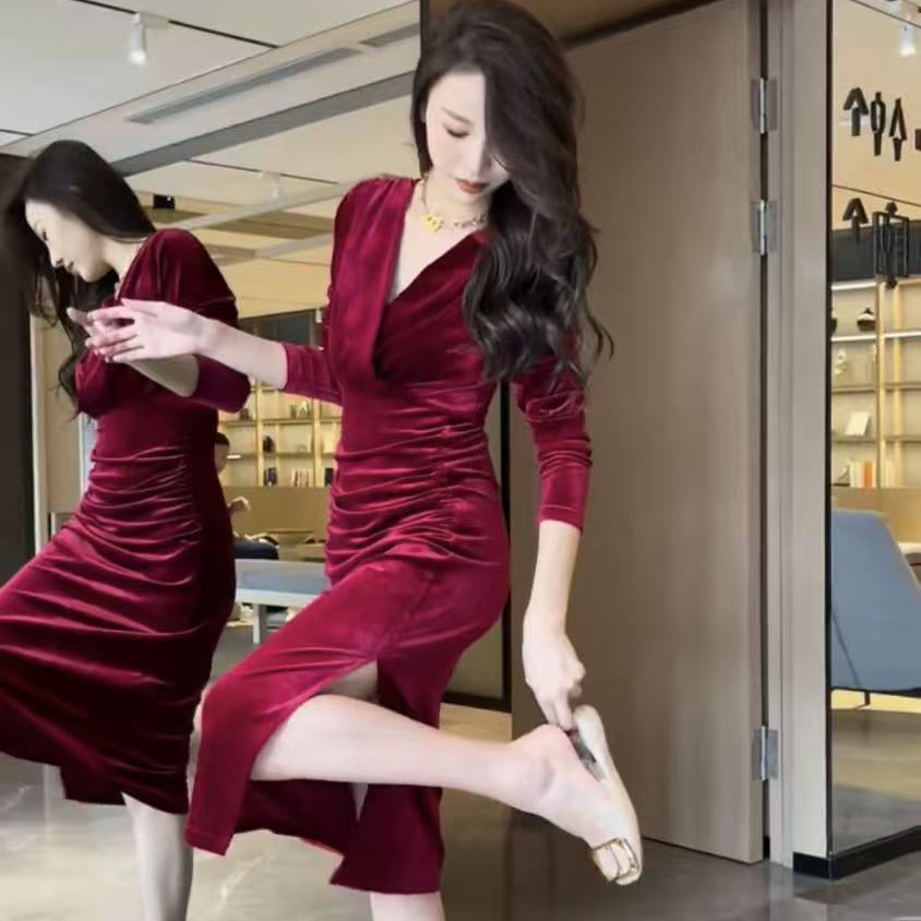 【茶芙巷】金丝绒低开叉连衣裙秋季修身名媛对襟法式黑色裙子【YJL】