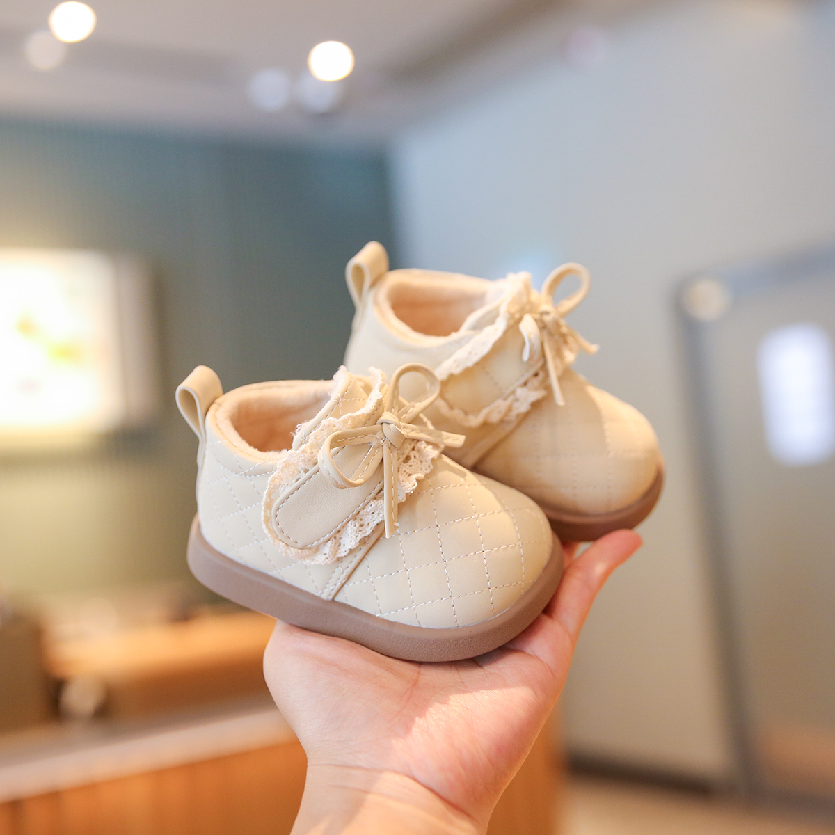 婴儿鞋子软底女宝宝学步鞋2025春秋小童公主鞋短靴1一2-3岁幼儿鞋