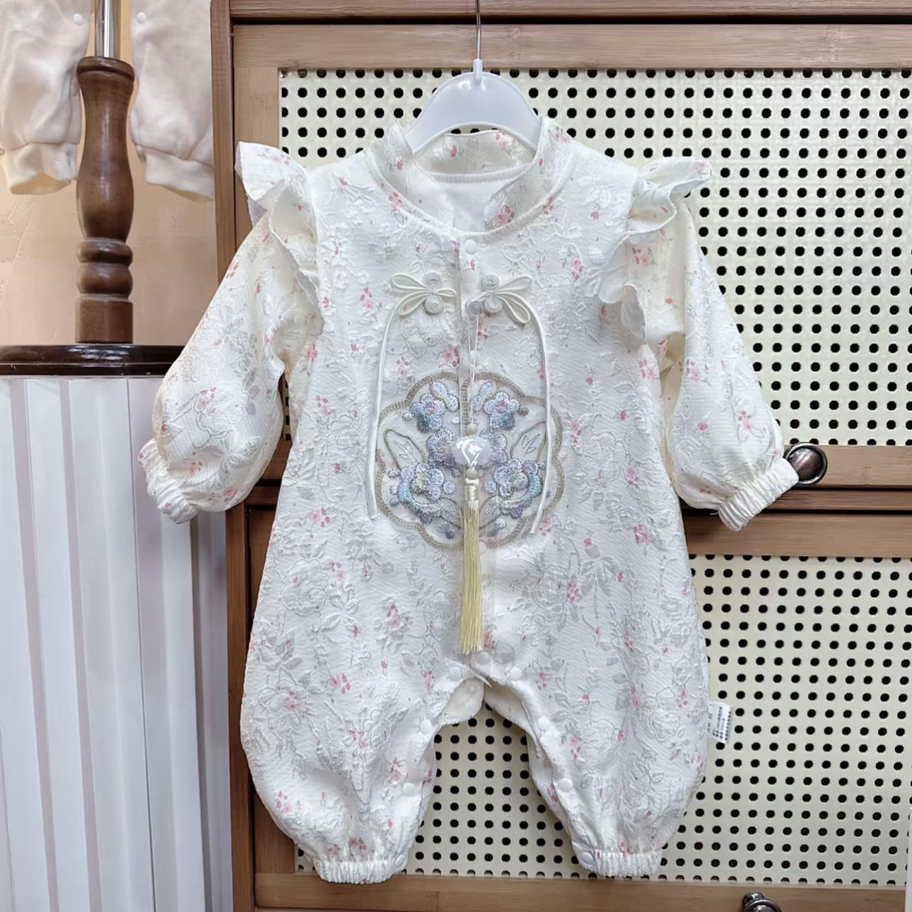 绣花连体衣爬服通用蕾丝春秋中国风女哈衣A类