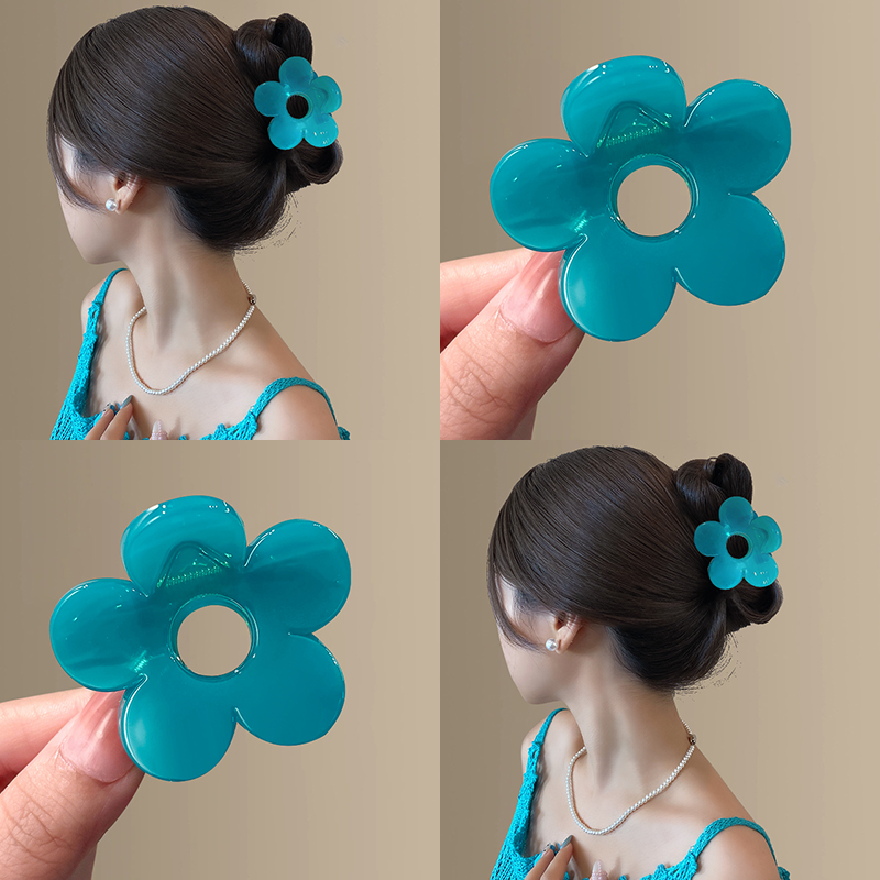 多巴胺甜美花朵鲨鱼夹女小号高级感后脑勺盘发夹高马尾抓夹半扎发